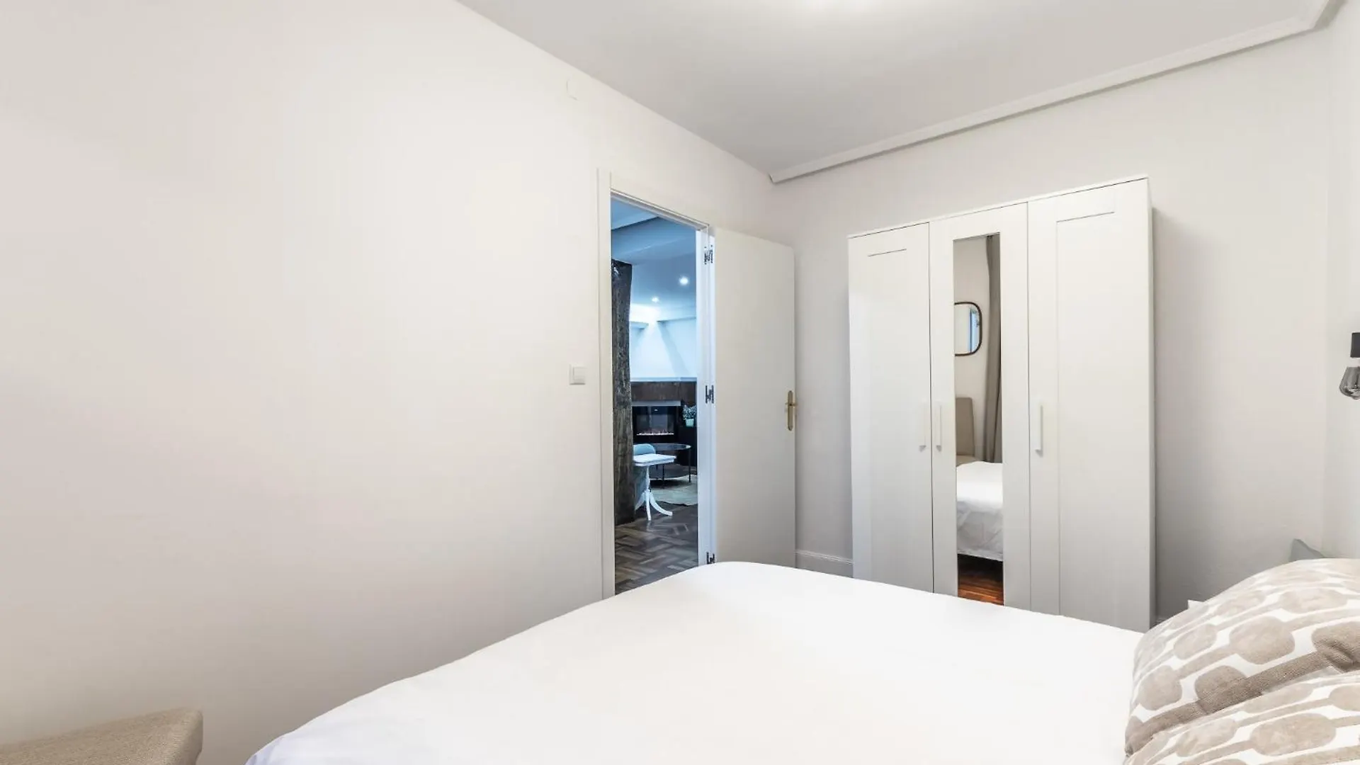 Appartamento Charming 4 Double Bed Steps From The Old Town Bilbao 0*,